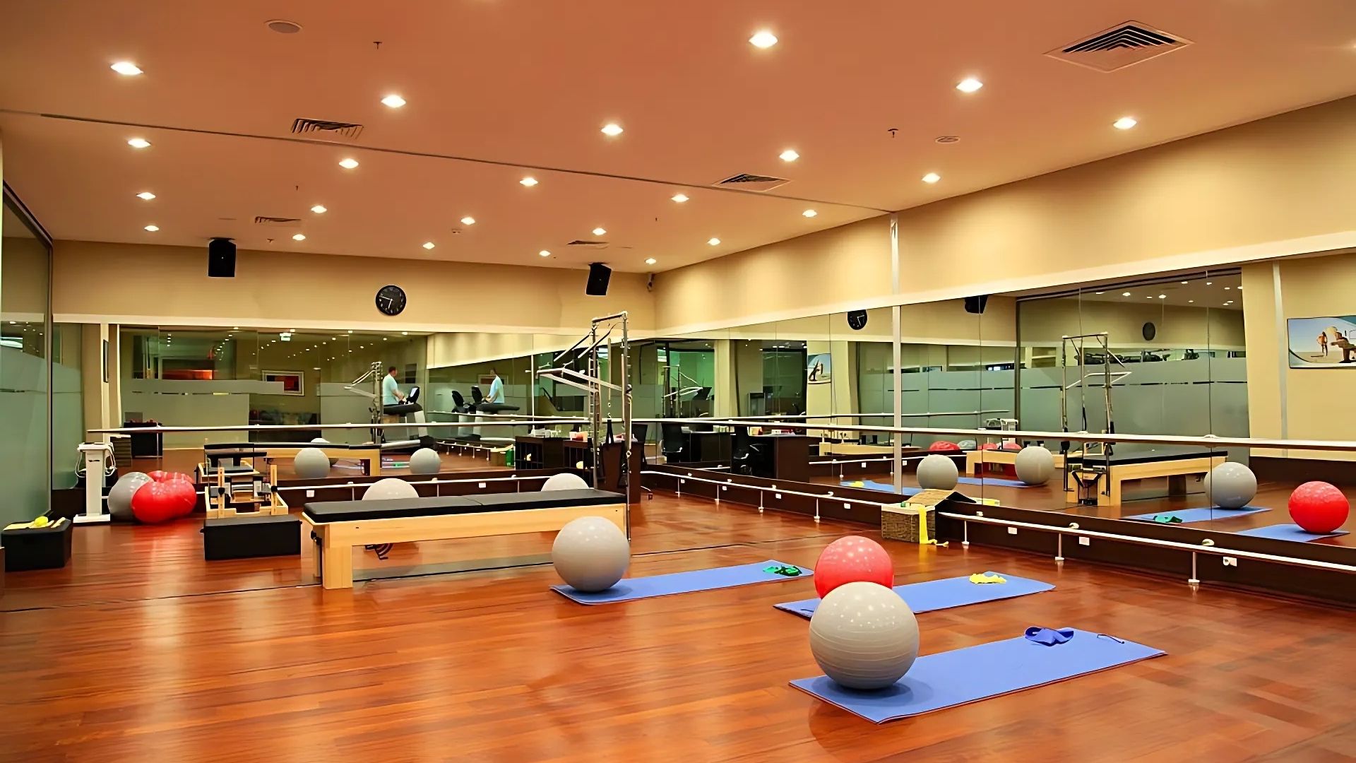 FITNESS CENTER